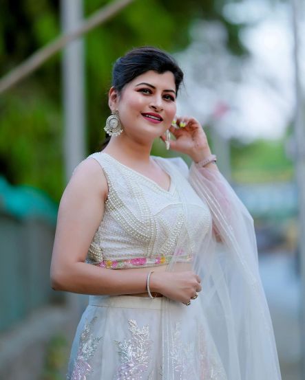 Savaniee Ravindrra White Lehenga Look