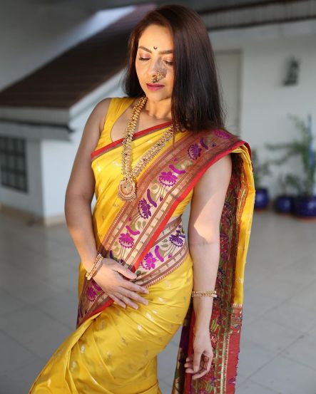 Sonalee Kulkarni Yellow Paithani Saree