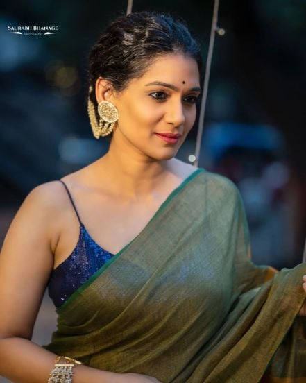 Urmila Kothare Saree Look