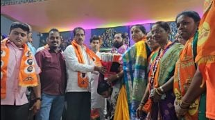 women office bearers of Thackeray group in Kalyan join Shindes Shiv Sena