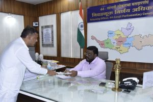 Vishal Patil filed two separate candidatures as Congress and Independent in sangli