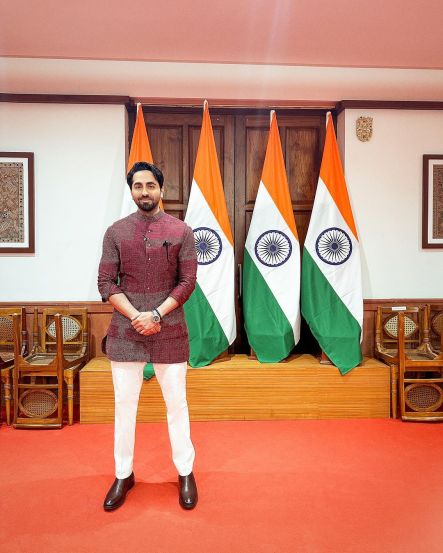 ayushmann khurrana visits the new parliament building