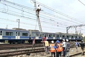 dombivli, central railway trains running late marathi news