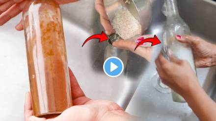 Video How To Clean Sticky Oil Bottle with Spoonful of Rice Remove Bad Smell and stickiness from plastic