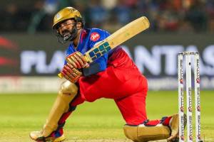 Dinesh Karthik keen to play T20 World Cup