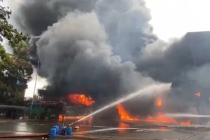 Navi Mumbai, Fire Breaks Ou, Navbharat Industrial Chemical Company, pawane midc, kopar khairane, marathi news,
