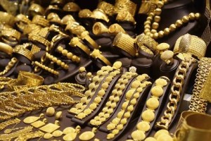 Even before the arrival of Padwa festival the price of gold is over 72 thousand