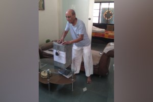 Home Voting for Elderly and Disabled Voters, Home Voting Facility Initiated, Home Voting nagpur district, lok sabha 2024, lok sabha phase 1, election 2024, election news,