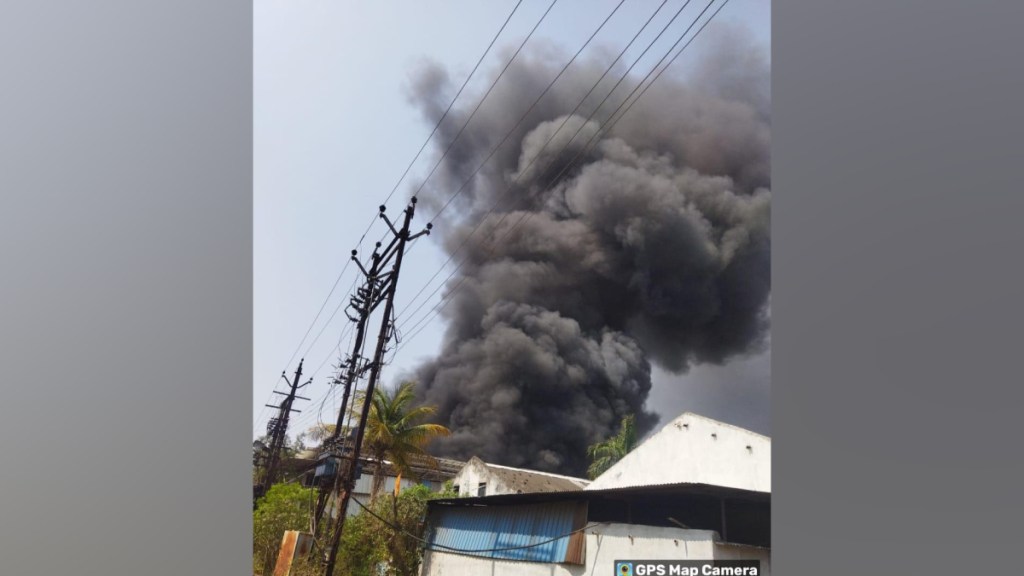 Jalgaon Massive Explosion, Maurya Chemical Company, 20 Employees Injured, jalgaon midc, fire in Maurya Chemical Company, marathi news, fire in jalgaon, jalgaon news