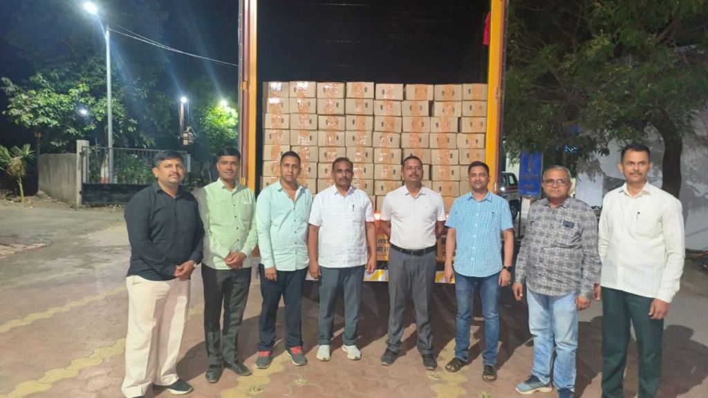 Smuggling of liquor from Goa by vehicle stuff of worth 61 lakh seized
