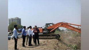 Panvel Municipal Commissioner, Inspects Drain Cleaning Work, Emphasizes Pre Monsoon Preparedness, before monsoon Drain Cleaning Work, drain cleaning in panvel, panvel municipal commissioner, kalamboli,