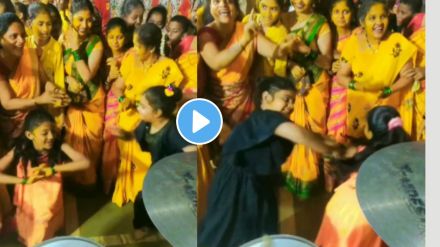 child girls perform amazing dance on dhol tasha