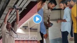 VIDEO : माणुसकीचं दर्शन! पोलीस कर्मचाऱ्याने तारेत अडकलेल्या कबुतराचा वाचवला जीव, व्हिडीओ व्हायरल
