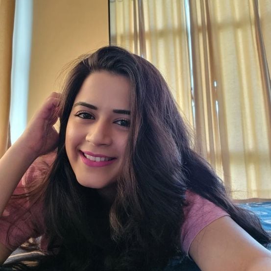 prajakta-gaikwad-yesubai-fame-actress-bought-new-car-on-gudi-padwa-2024