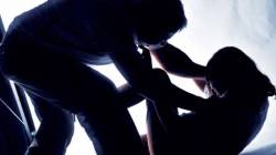 तरुणीची भावी पतीविरुद्ध बलात्काराची तक्रार…साक्षगंध होताच……
