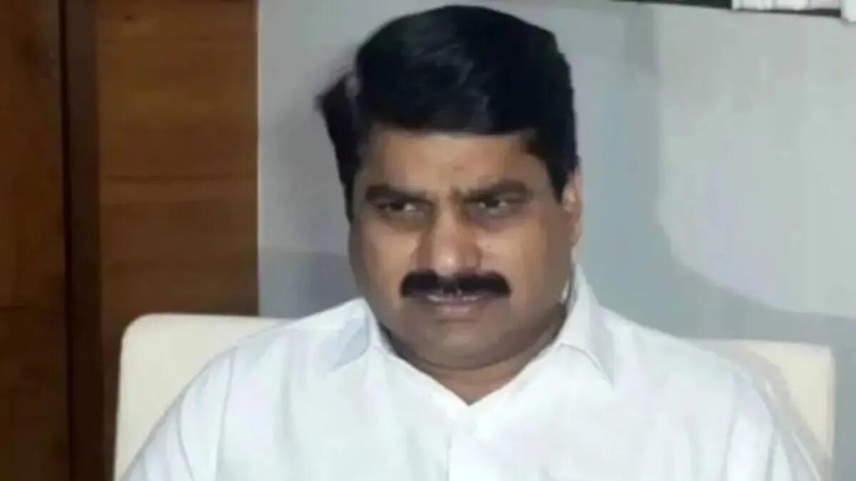 satej patil MLA Satej Patil warned MP Sanjay Mandlik about the seat