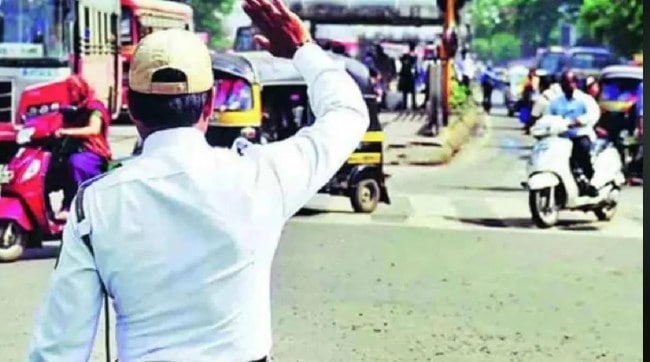 Traffic changes in Divisional Commissioner office area due to show of force by candidates Pune news