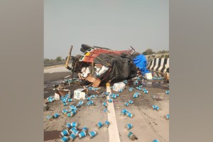 buldhana, Fatal Accident, Samruddhi Highway, One Dead Three Injured, near dusarbid, sindkhed raja taluka, accident on samruddhi mahamarg, accident buldhana samrudhhi