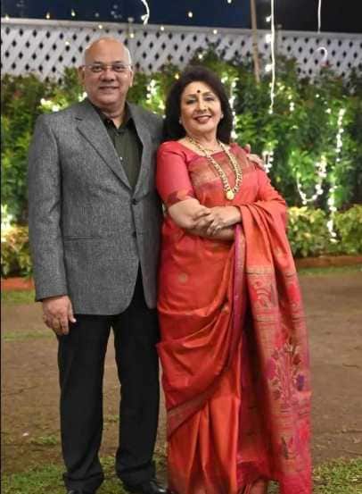 vandana gupte family