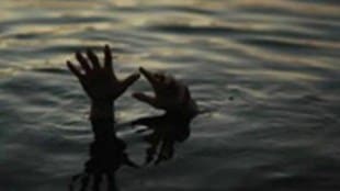 Solapur, mangalvedha taluka, 8 Year Old Girl Dies, 8 Year Old Girl Dies Slipping Into Water, Trying to Drink water, drought in Solapur, girl sink and dies in Solapur,