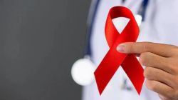 एड्स रोखण्यासाठी वैद्यकीय महाविद्यालयांमध्ये एआरटी केंद्र सुरू करा