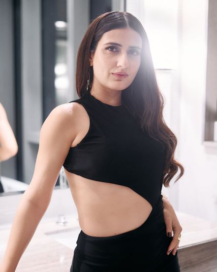 Dangal fame Fatima Sana Shaikh networth