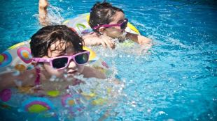 How to take care of children in summer