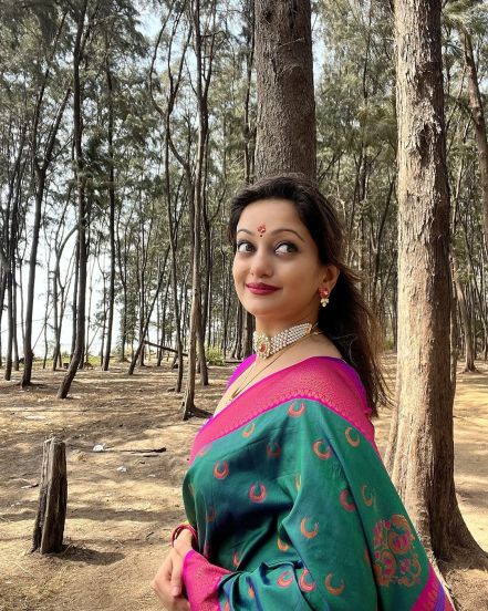 Manasi Naik Peacock Green Paithani Saree