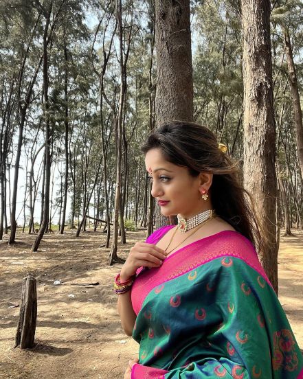 Manasi Naik Peacock Green Paithani Saree