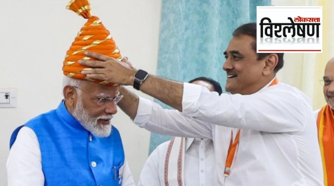 NCP’s Praful Patel places the jiretop on PM Modi’s head