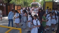 दिल्लीतील १०० शाळांना बॉम्ब हल्ल्याची धमकी; केंद्रीय यंत्रणांकडून तपास सुरू