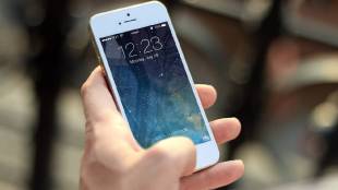 According to Apple users can improve the battery life by maintaining five key tips for iPhone users enhance device battery