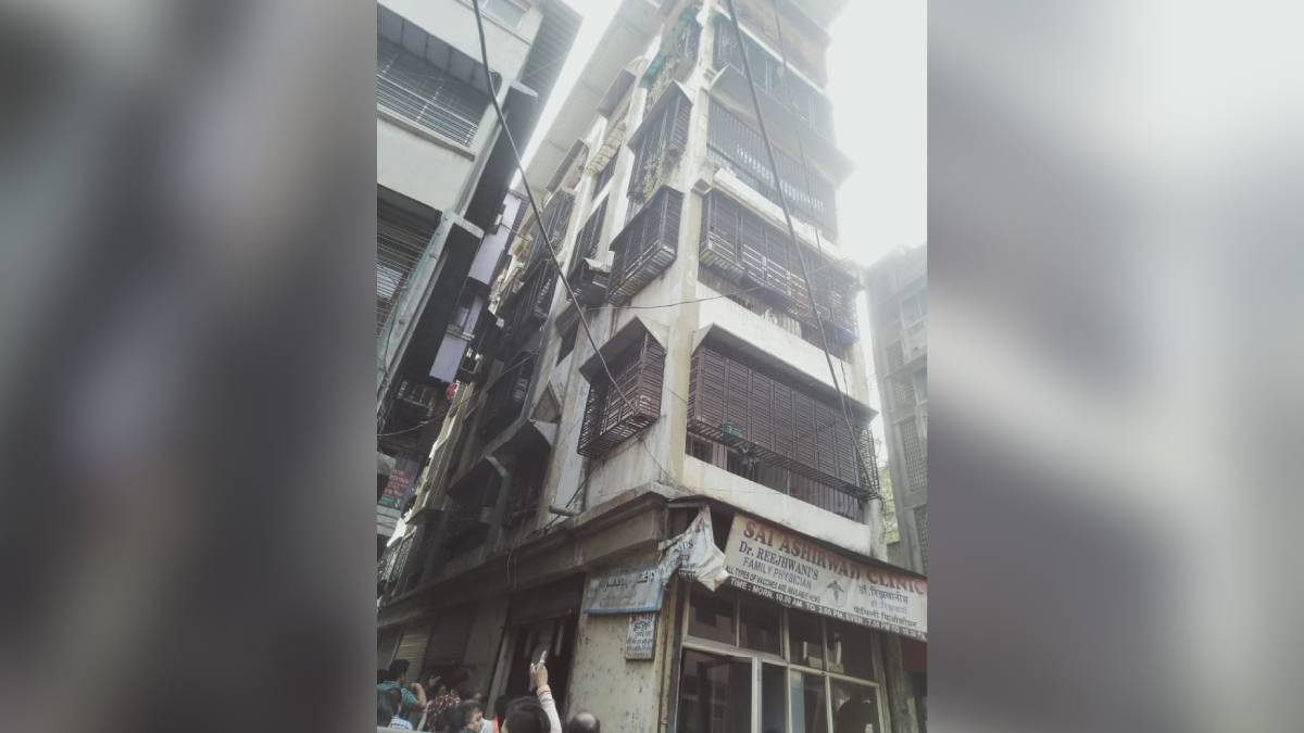 Ulhasnagar, dangerous buildings,