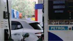 Petrol and Diesel Prices Today: महिन्याच्या शेवटच्या दिवशी नागरिकांच्या खिशाला कात्री की दिलासा; तुमच्या शहरांतील पेट्रोल-डिझेलचा आजचा भाव जाणून घ्या