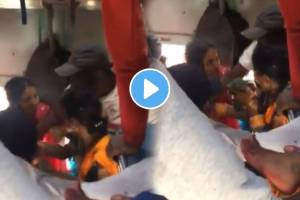 Passengers Inside Patna To Kanpur Train over seat issues