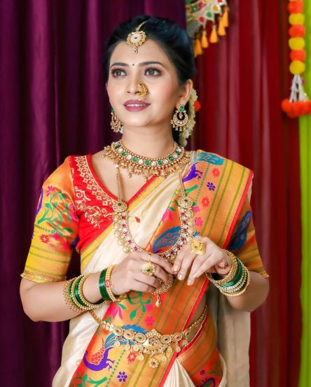 Ruchira Jadhav White Paithani Saree