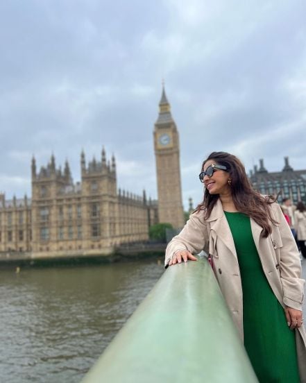 Shreya Bugde shared london vacation photos on social media