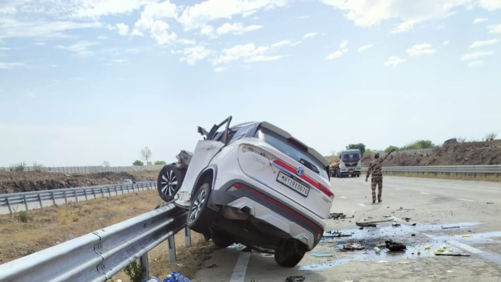 driver fell asleep while drive on Samriddhi highway and two people lost their lives