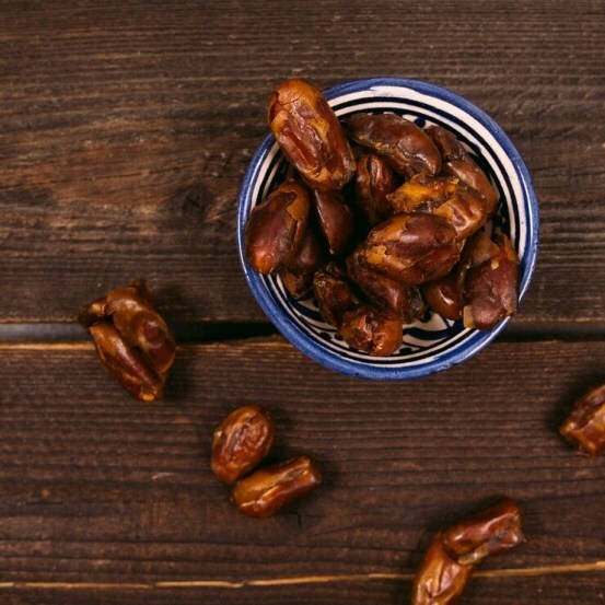benefits-of-dates-in-skin-care-routine