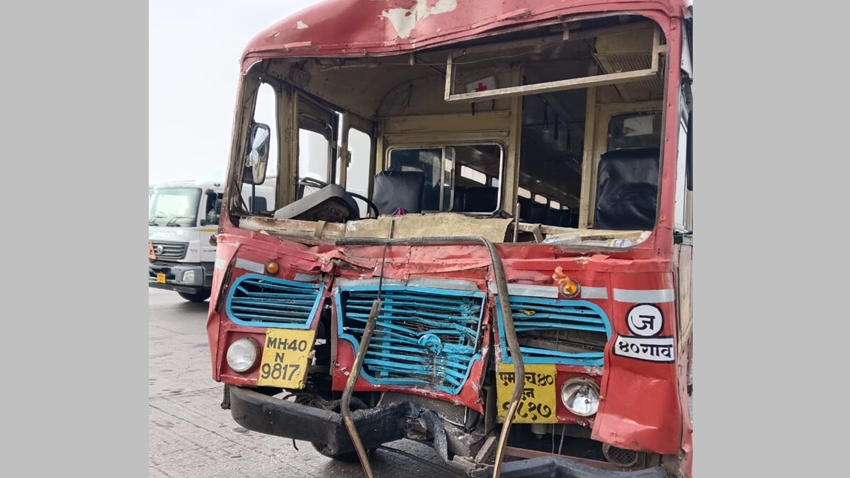nashik pimpalgaon toll plaza accident