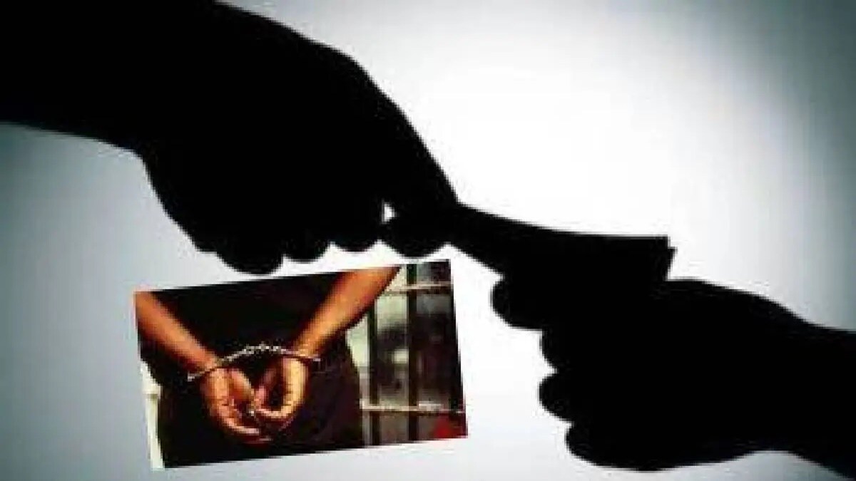 lasalgaon, police arrested