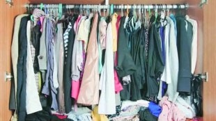 clothes worth 42 lakhs stolen from container