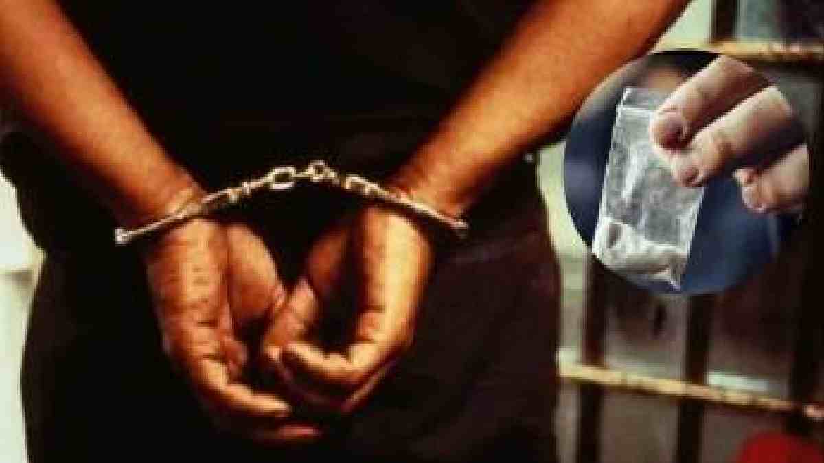 Mumbai, Foreign National, Cocaine filled Capsules, Mumbai airport, Foreign National Arrested, Foreign National Arrested at Mumbai Airport, Foreign National arrested with cocaine, cocaine of rs 10 crore,