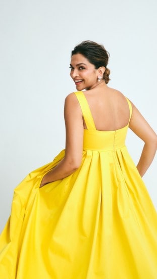 Deepika Padukone baby bump photos in yellow dress went viral