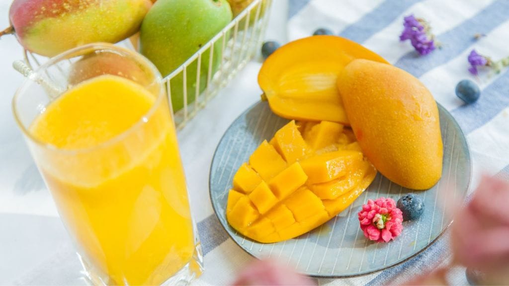 Mango eating habits