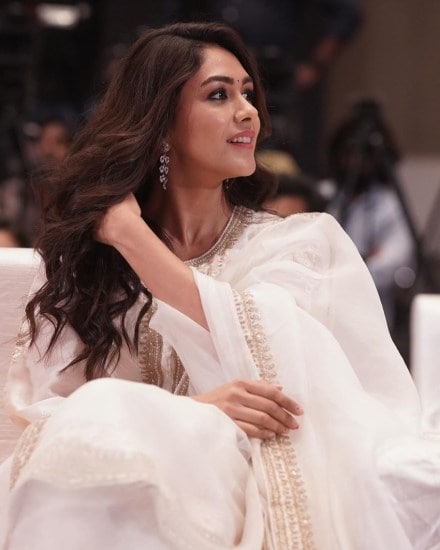 Mrunal Thakur Dating Life