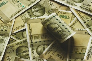 As many as three lakh fake notes brought from Bangladesh