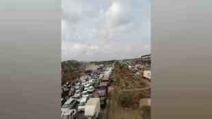 Mumbai Ahmedabad Highway, Massive Traffic Jam, Mumbai Ahmedabad Highway Massive Traffic Jam, Long Queues, Long vehicle Queues on Mumbai Ahmedabad Highway, Versova Bridge to Virar, Mumbai Ahmedabad highway,
