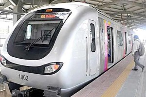 Jumbo Block There is no decision yet on extending the metro trips Mumbai print news