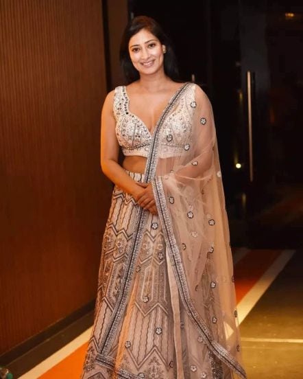 niharica raizada marathi look